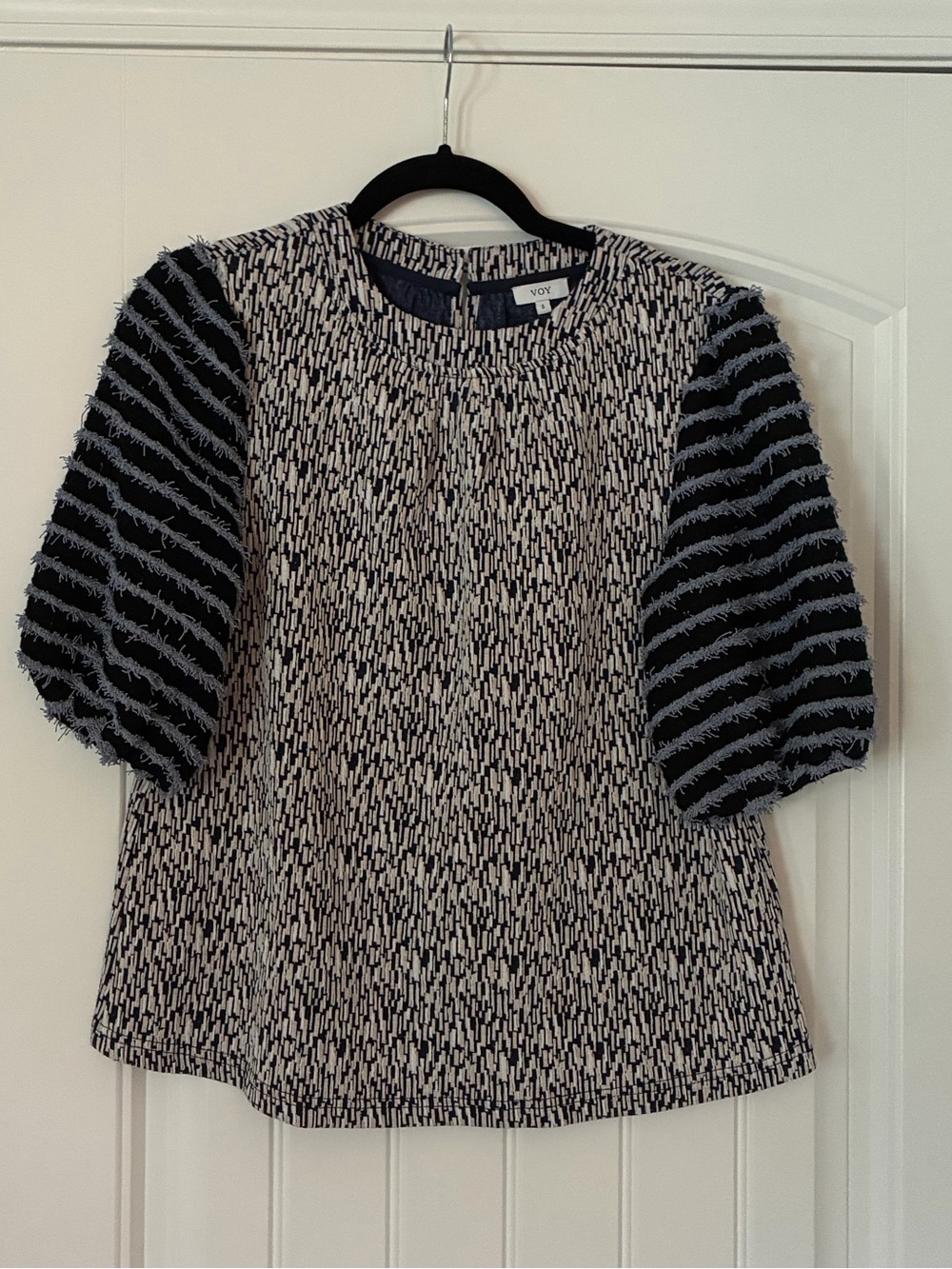 Black and White and Blue Textured Puff Sleeve Top